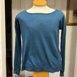 American Eagle Outfitters light weight sweater & flattering sheer lace backing